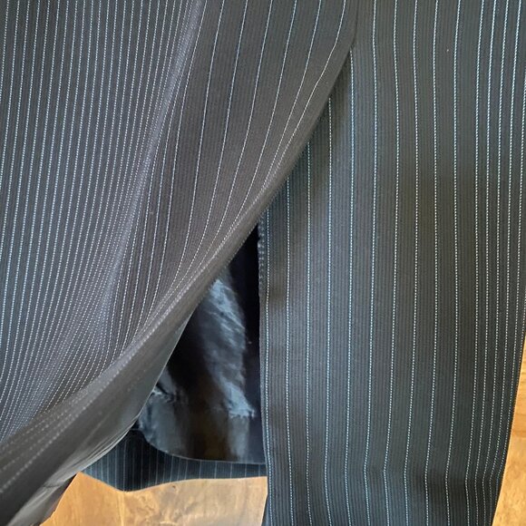 Gorgeous Vintage Garfield and Marks Pencil Skirt Variegated Pinstripes - Picture 2 of 8